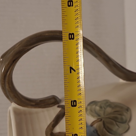 Vintage Metlox Poppytrail Pitcher with Blue Grapes - Picture 14 of 16